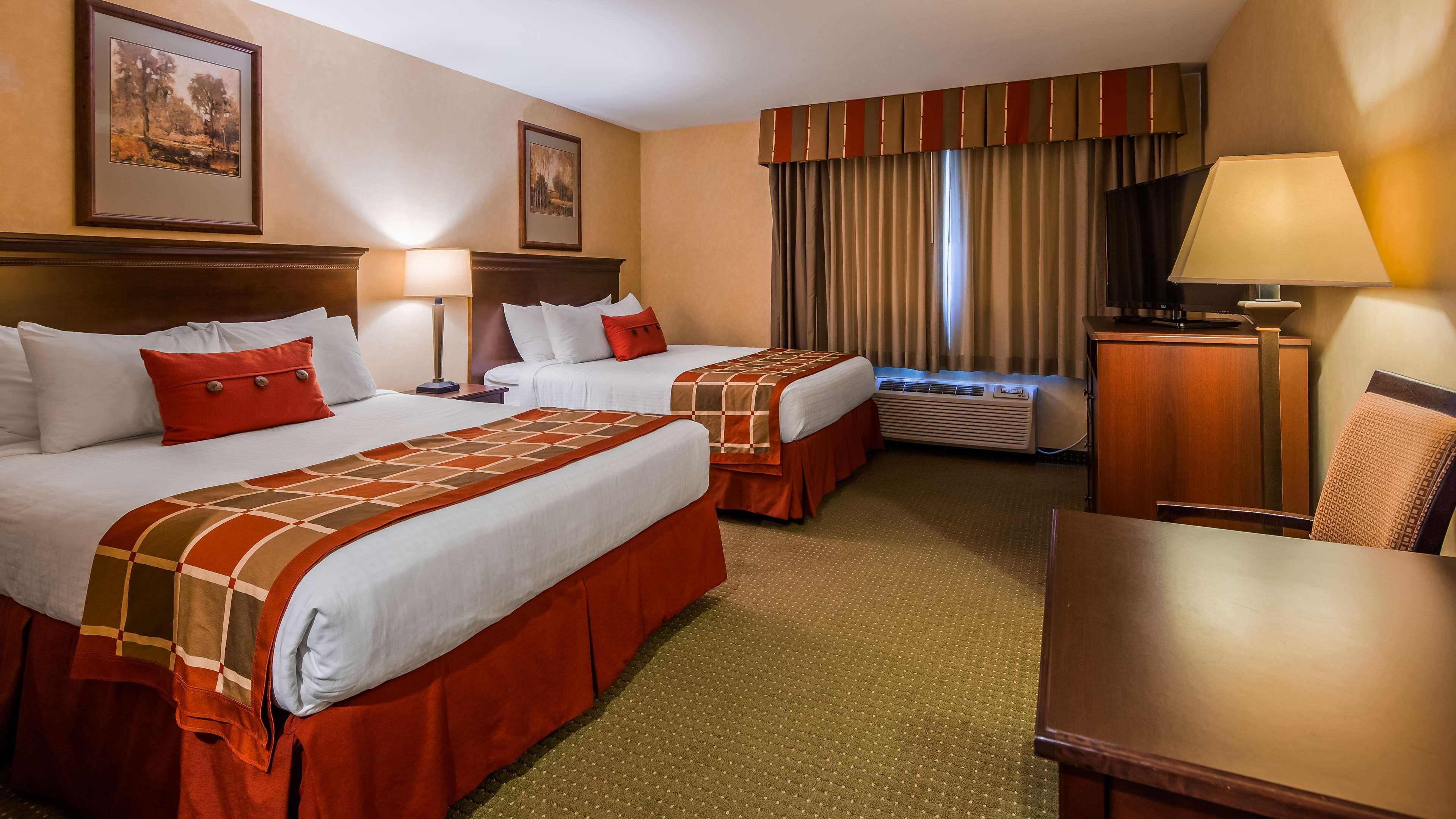 Best Western Plus Ticonderoga Exterior photo