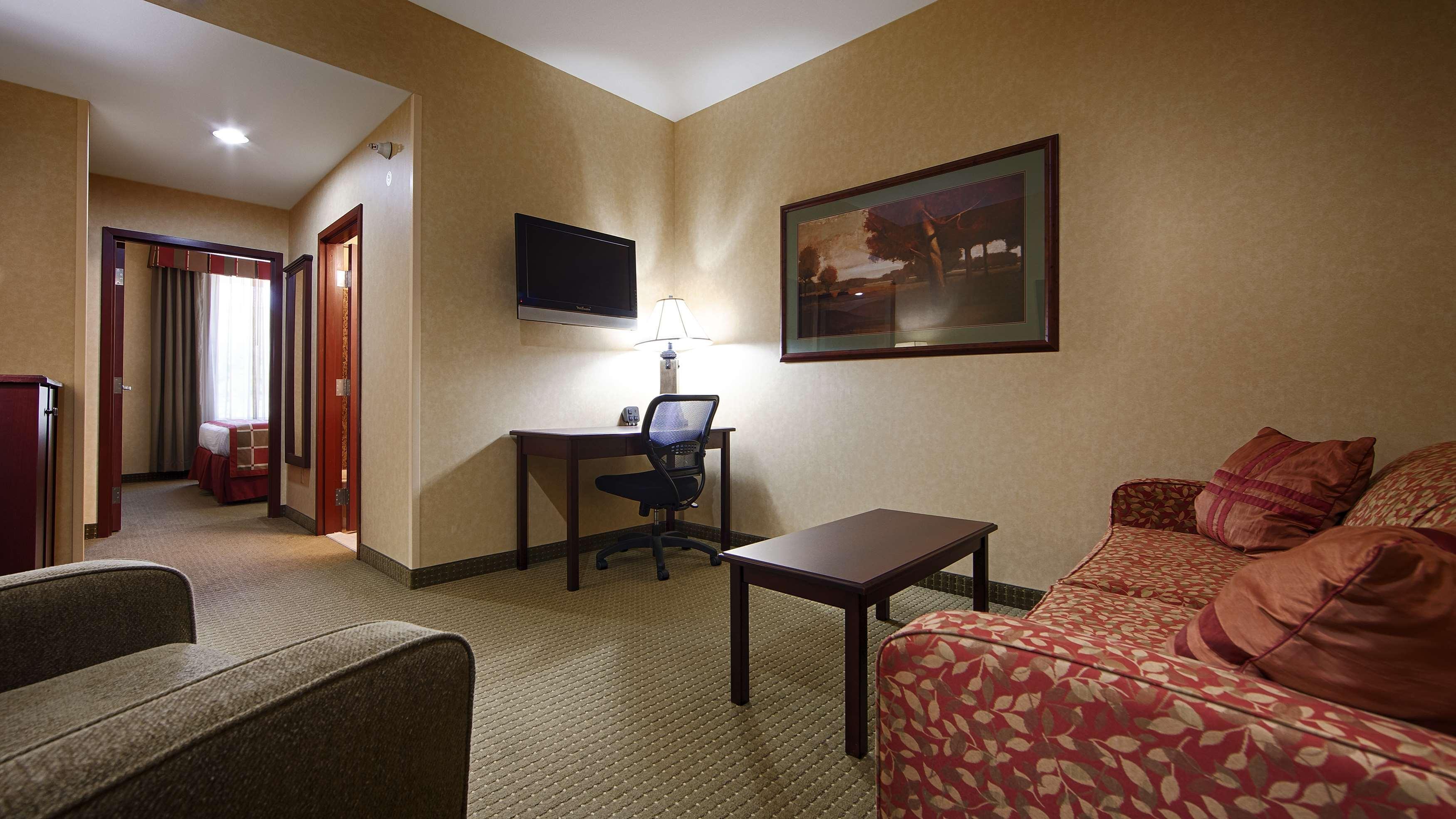 Best Western Plus Ticonderoga Exterior photo