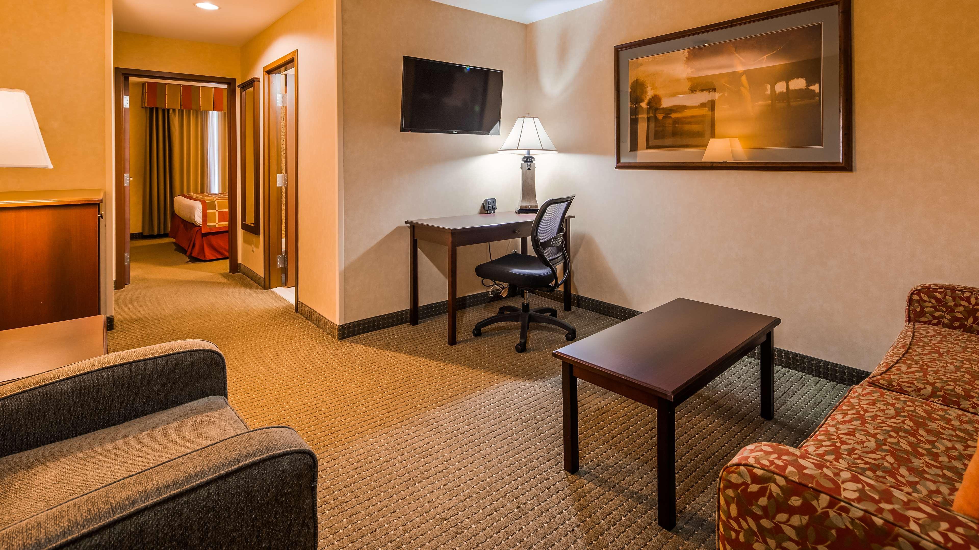 Best Western Plus Ticonderoga Exterior photo